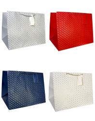 Бумажные однотонные горизонтальные подарочные пакеты из плотной матовой фактурной бумаги с золотым тиснением, серия "Тонкая диагональ", размер 38*30*30 см.