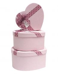 Набор из трёх подарочных коробок в форме сердца с бантом в горошек розового цвета, отделка матовой фактурной бумагой, размер 25*20*13 см.
