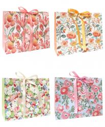 Горизонтальные бумажные подарочные пакеты из плотной матовой бумаги с рисунком и лентами, серия "Весенние цветы", размер 32*26*11 см.